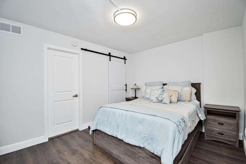  Condo & Townhome Photos