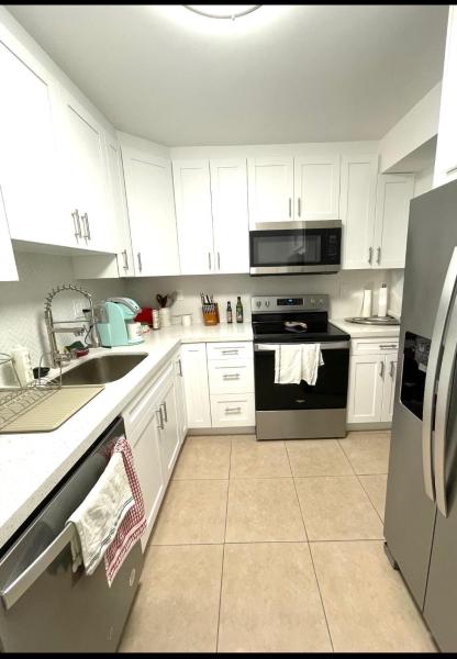  Condo & Townhome Photos