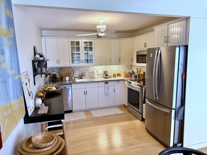  Condo & Townhome Photos