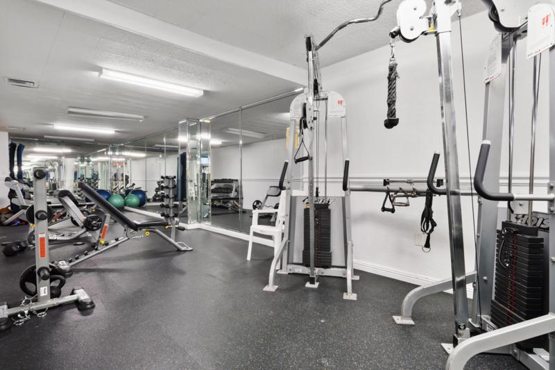  Condo & Townhome Photos