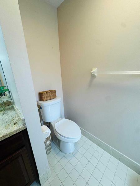  Single Family Homes Photo 13:  Lauderhill,  FL 33351