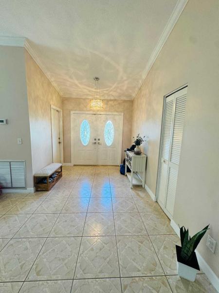  Single Family Homes Photo 2:  Lauderhill,  FL 33351