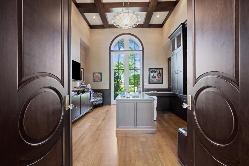  Single Family Homes Photo 15:  Wellington,  FL 33414