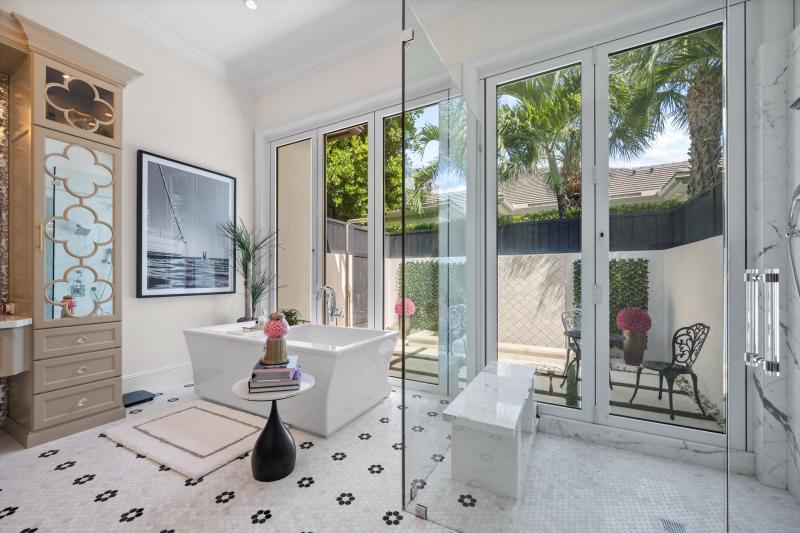  Single Family Homes Photo 19:  Wellington,  FL 33414