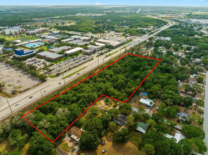  Commercial & Industrial Land Images 