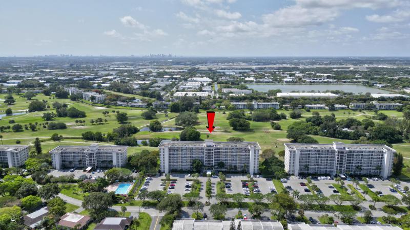  Condo & Townhome Photos