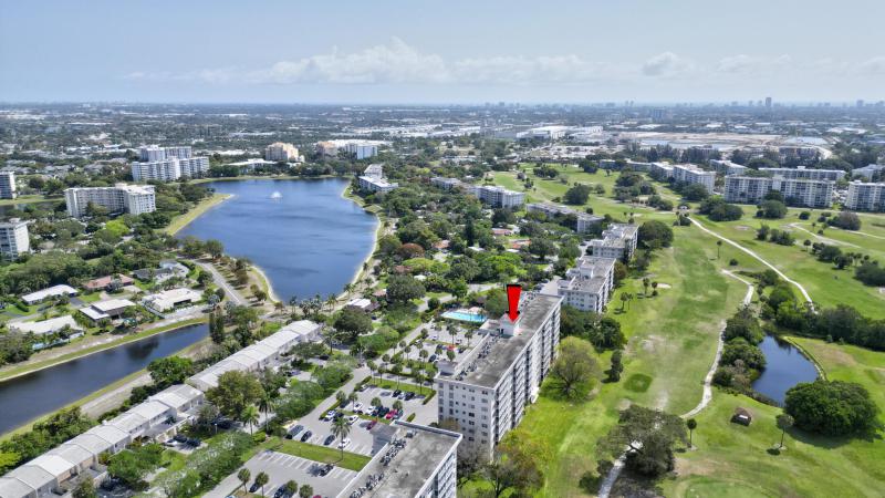  Condo & Townhome Photos