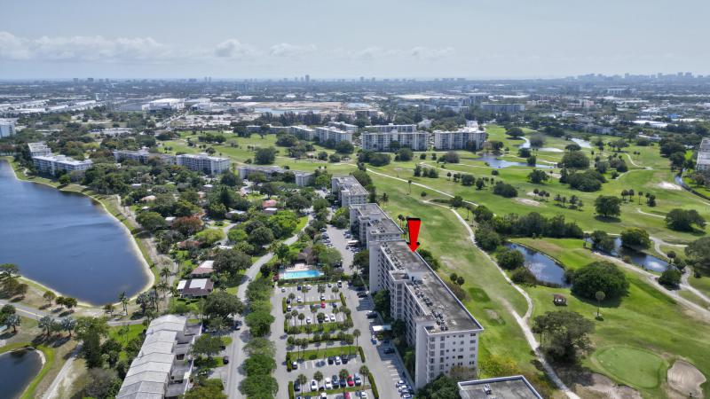  Condo & Townhome Photos