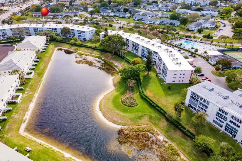 Condo & Townhome Photos