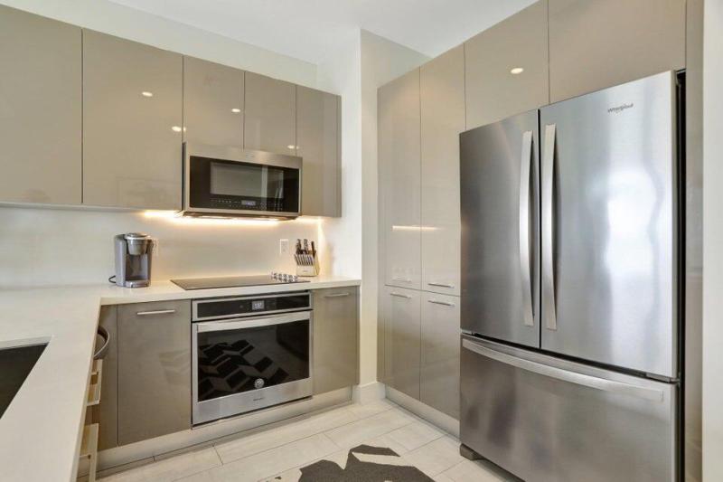  Condo & Townhome Photos