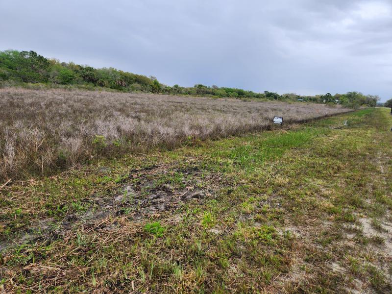  Commercial & Industrial Land Images 