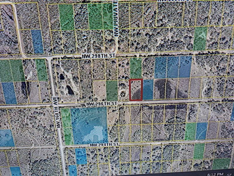  Commercial & Industrial Land Images 