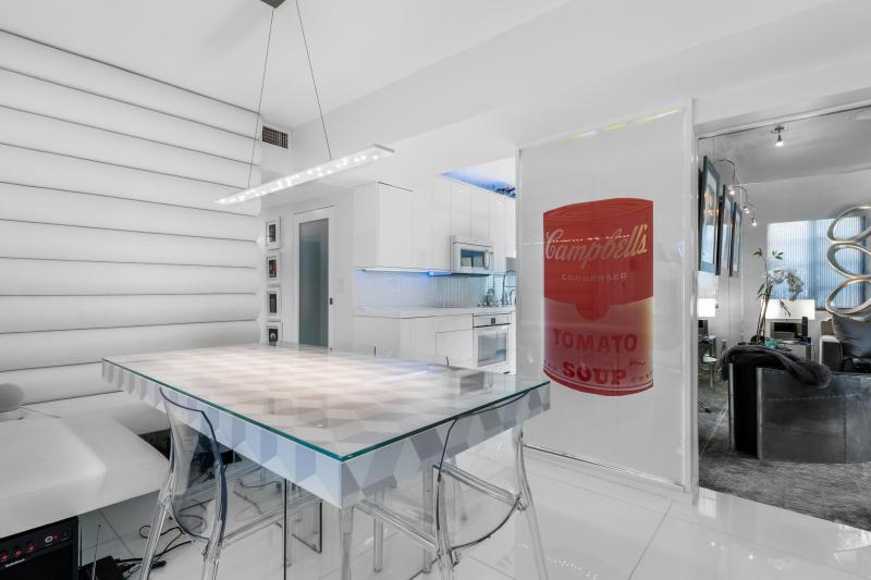  Condo & Townhome Photos