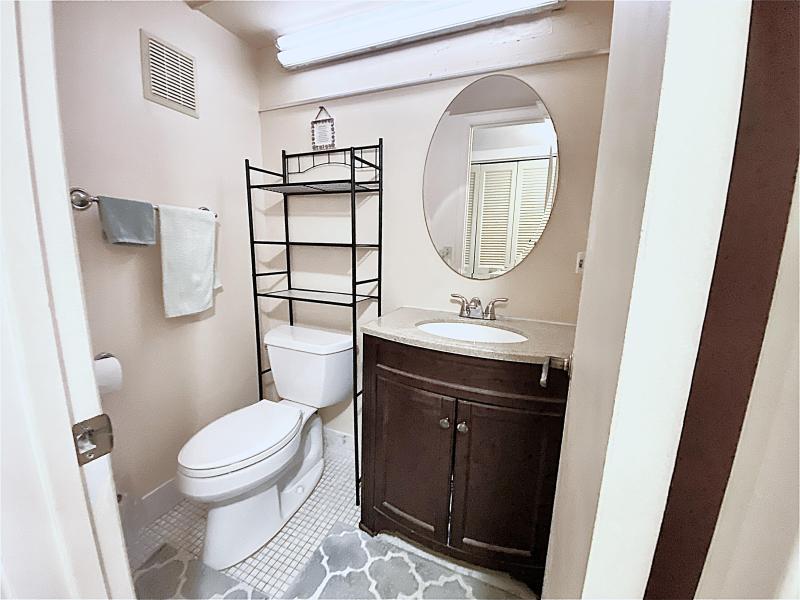  Condo & Townhome Photos