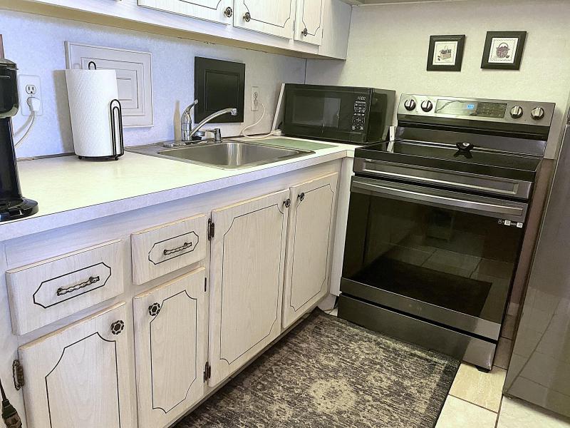  Condo & Townhome Photos