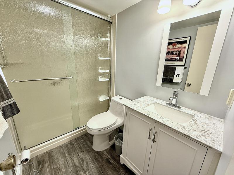  Condo & Townhome Photos