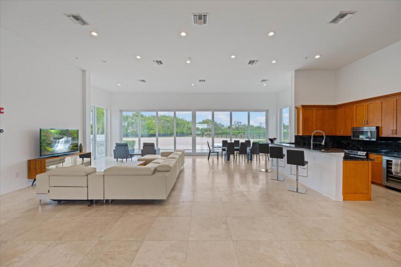  Single Family Homes Photo 18:  Wellington,  FL 33414