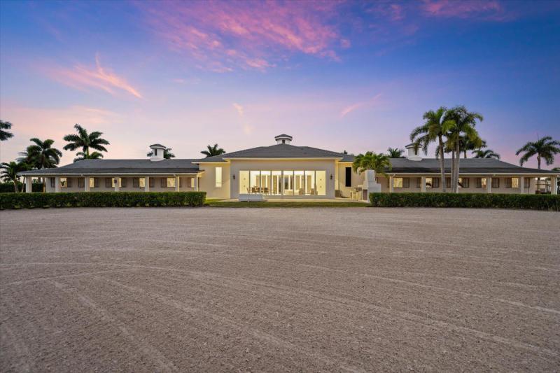  Single Family Homes Photo 3:  Wellington,  FL 33414