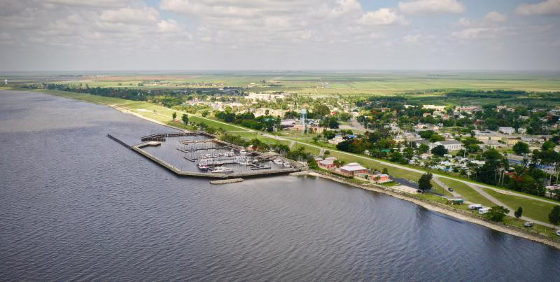  Commercial & Industrial Land Images 