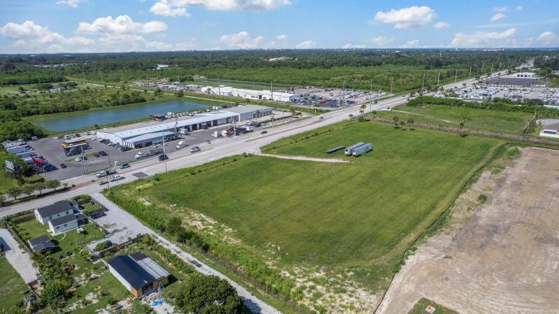  Commercial & Industrial Land Images 