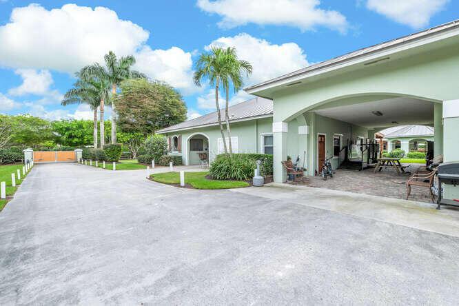  Single Family Homes Photo 18:  Wellington,  FL 33414