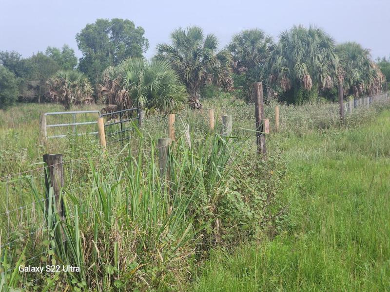  Commercial & Industrial Land Images 