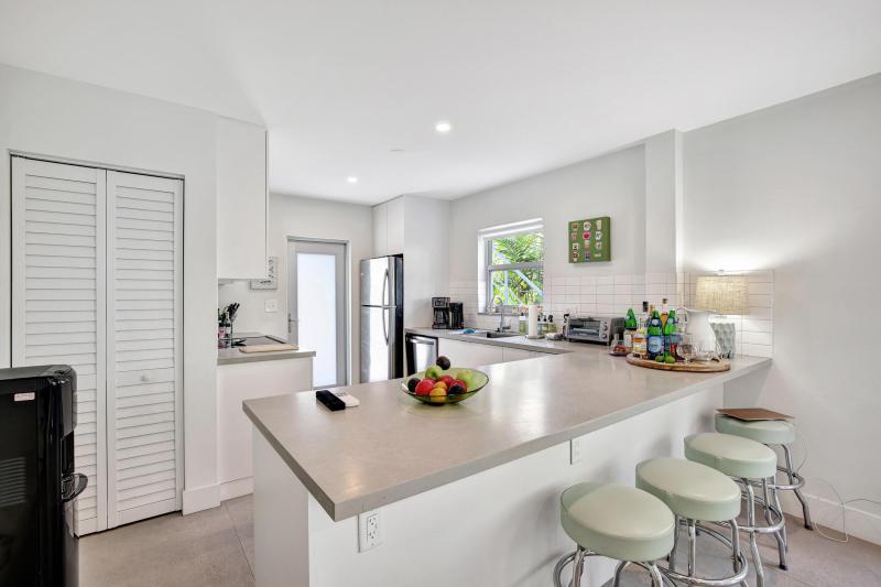 Duplex, Triplex and Fourplex Images