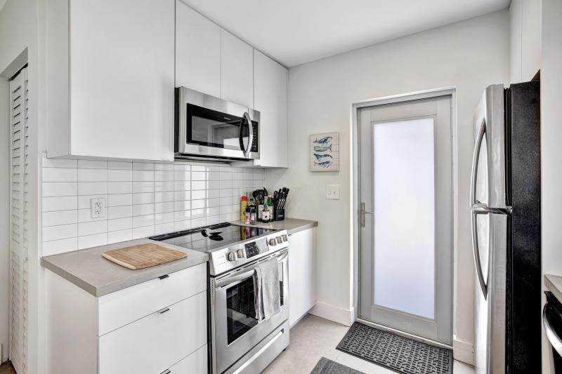 Duplex, Triplex and Fourplex Images