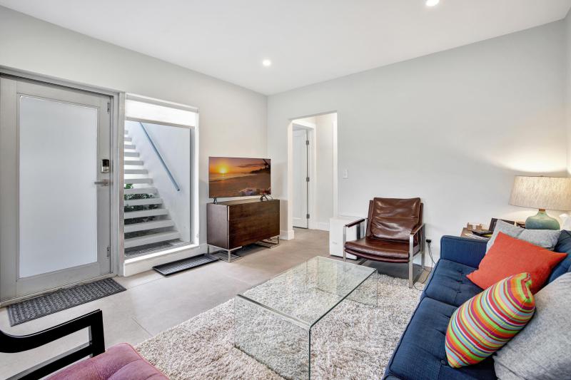 Duplex, Triplex and Fourplex Images