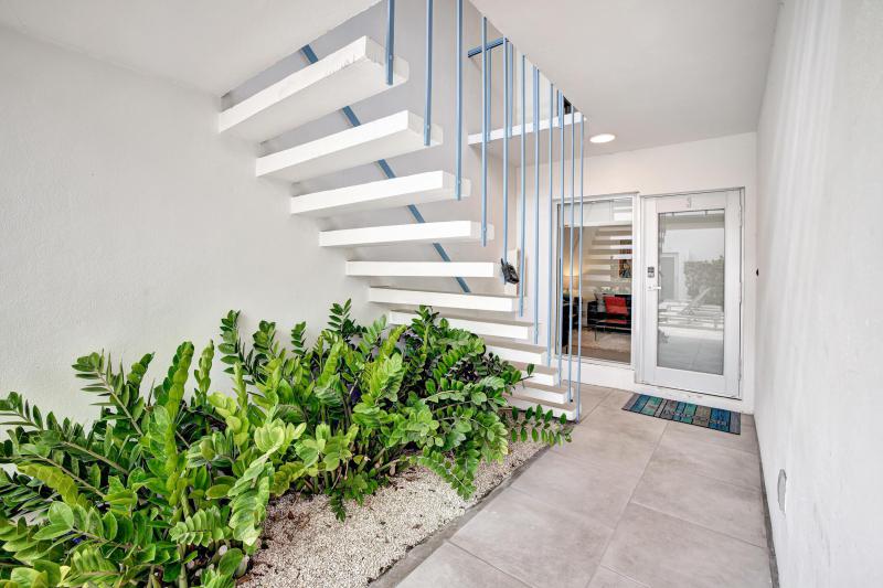 Duplex, Triplex and Fourplex Images