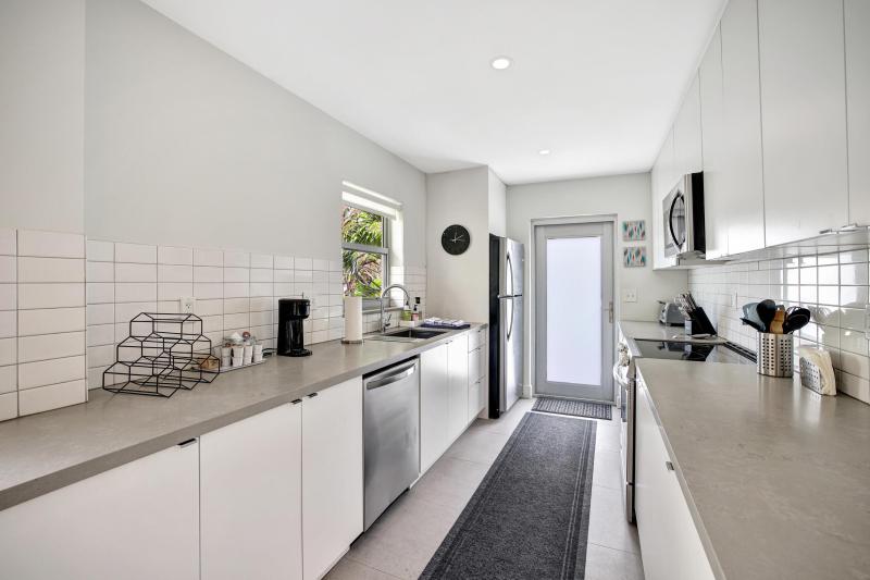 Duplex, Triplex and Fourplex Images