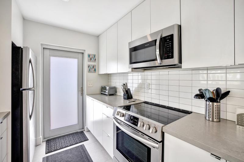 Duplex, Triplex and Fourplex Images