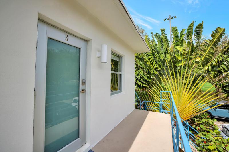 Duplex, Triplex and Fourplex Images