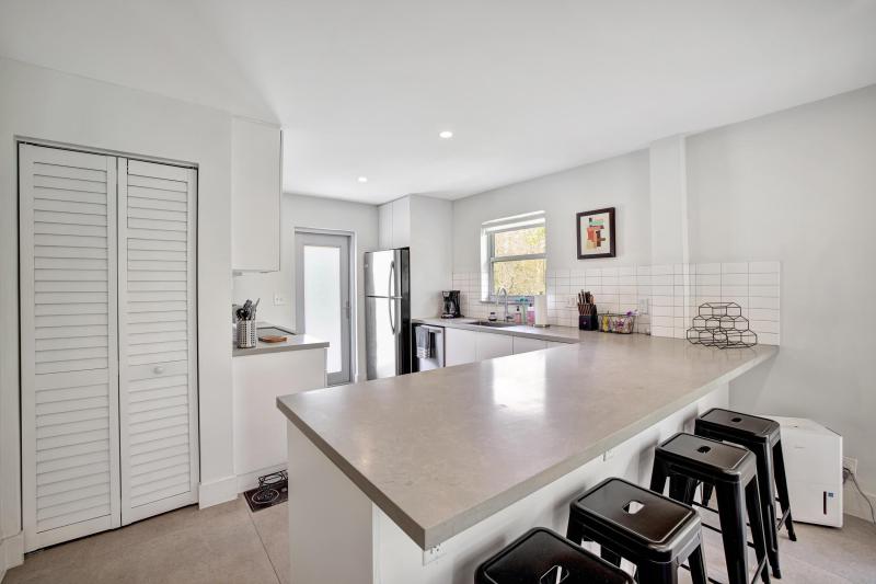 Duplex, Triplex and Fourplex Images