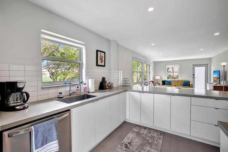 Duplex, Triplex and Fourplex Images