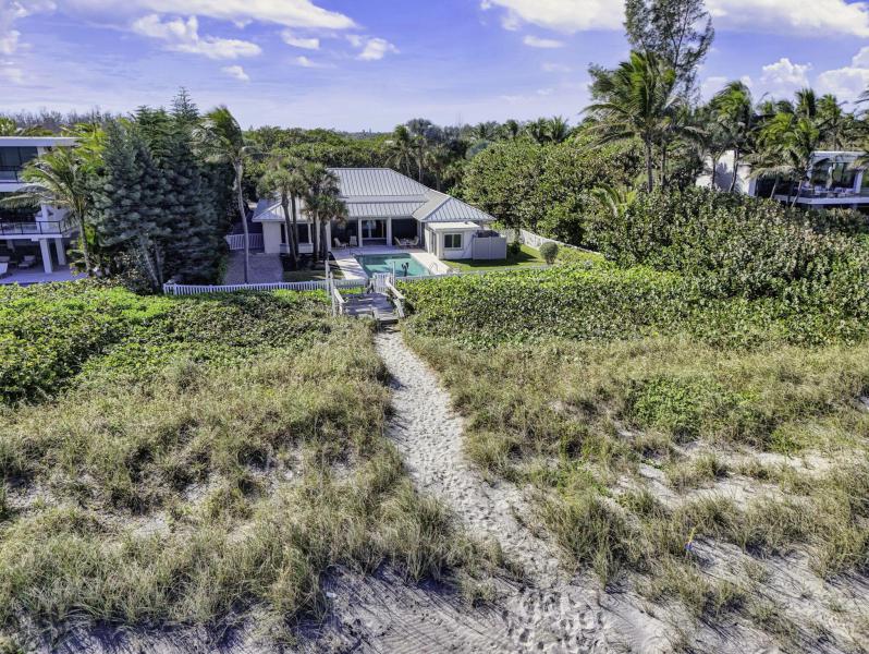  Single Family Homes Photo 13:  Jupiter Island,  FL 33455