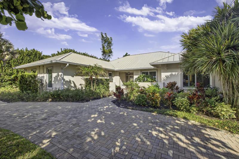  Single Family Homes Photo 18:  Jupiter Island,  FL 33455