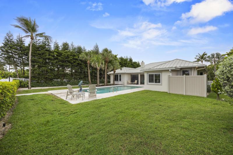  Single Family Homes Photo 23:  Jupiter Island,  FL 33455