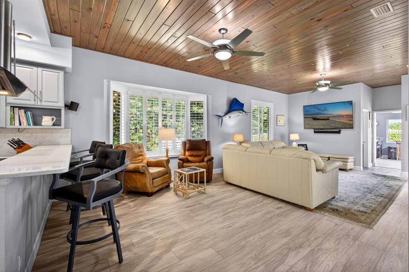  Single Family Homes Photo 49:  Jupiter Island,  FL 33455
