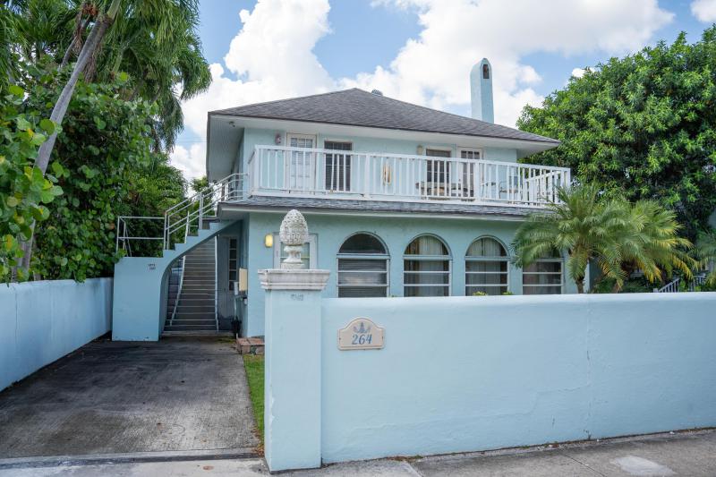 Duplex, Triplex and Fourplex Images