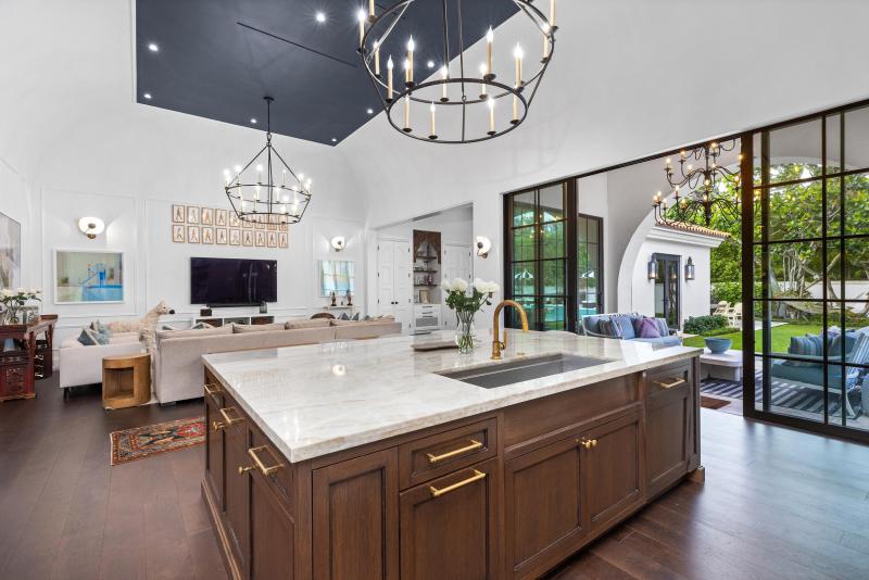  Single Family Homes Photo 12:  Palm Beach,  FL 33480
