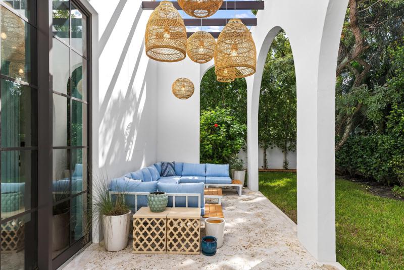  Single Family Homes Photo 31:  Palm Beach,  FL 33480