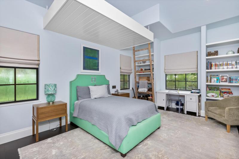  Single Family Homes Photo 33:  Palm Beach,  FL 33480
