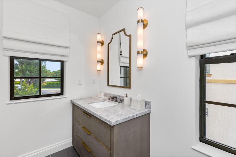  Single Family Homes Photo 38:  Palm Beach,  FL 33480