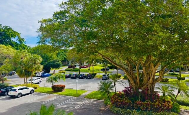  Condo & Townhome Photos