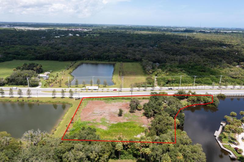  Commercial & Industrial Land Images 