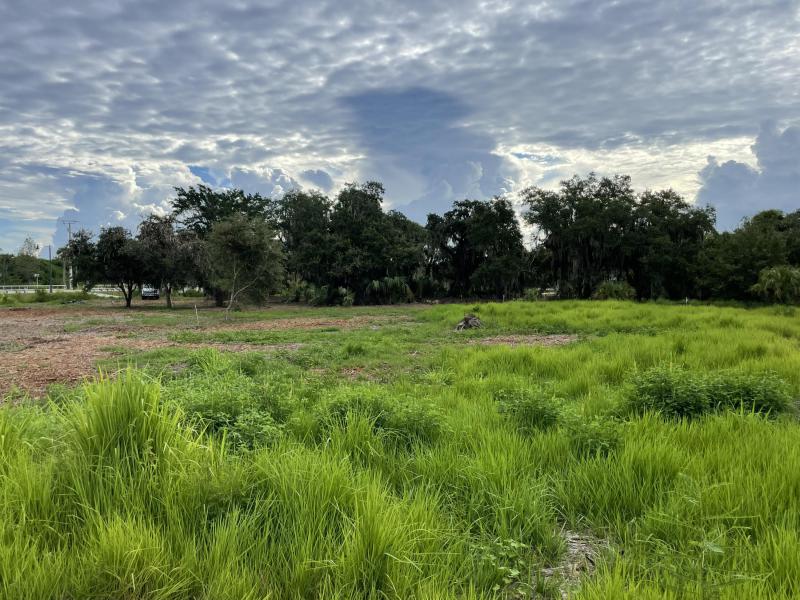  Commercial & Industrial Land Images 