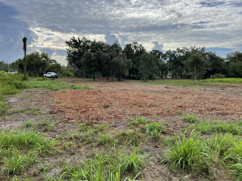  Commercial & Industrial Land Images 