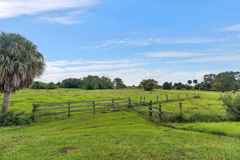  Commercial & Industrial Land Images 