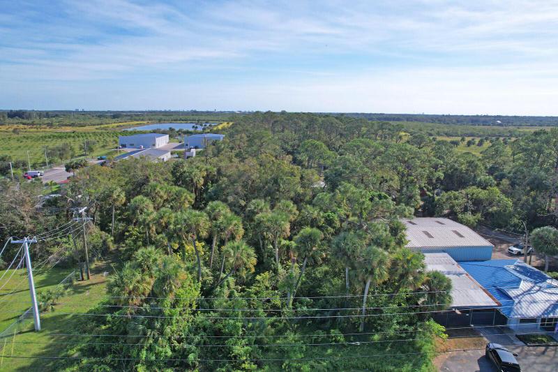  Commercial & Industrial Land Images 